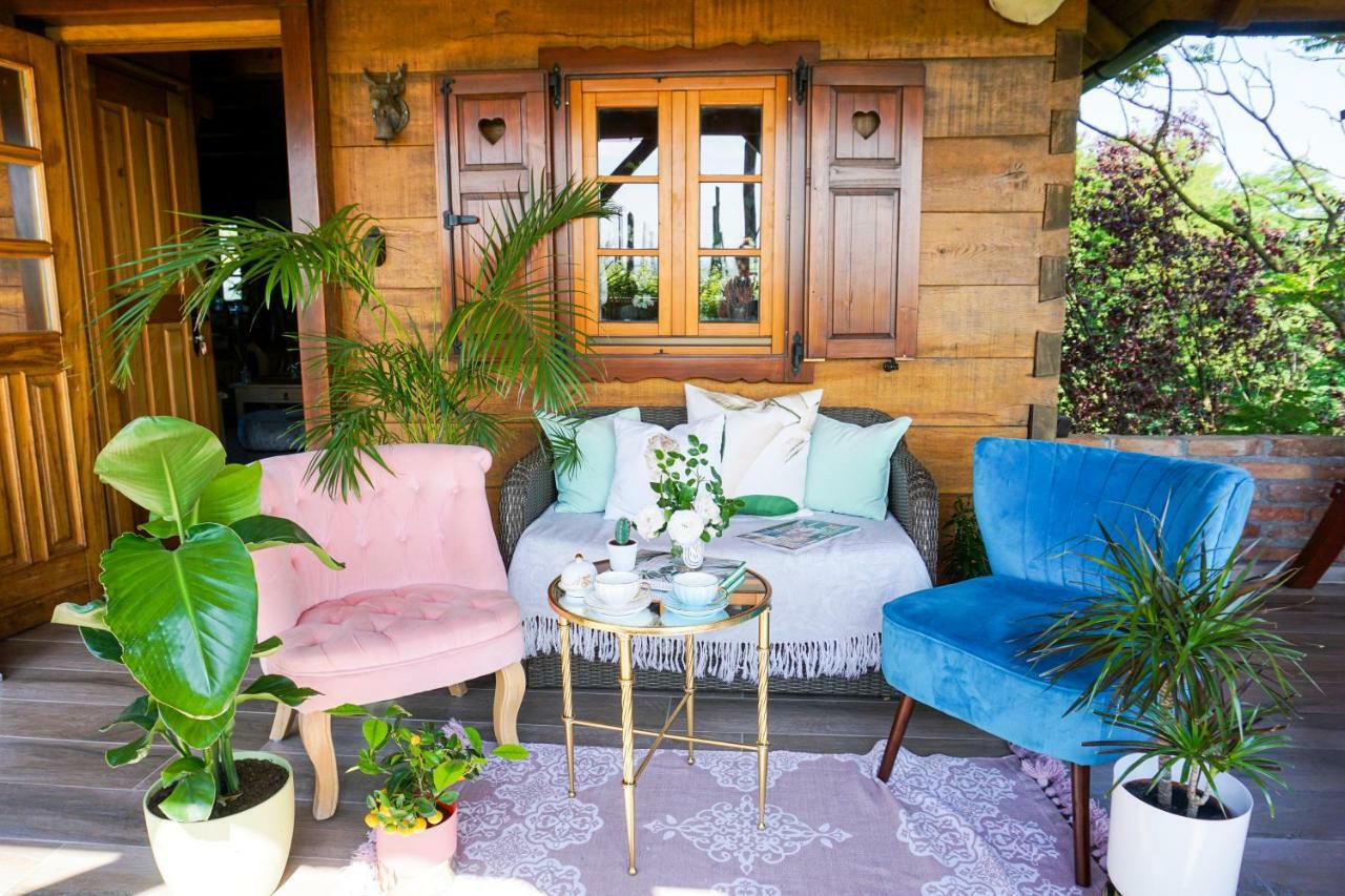 Botanica Villa